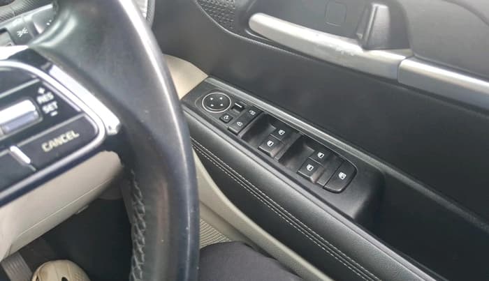 2021 KIA SONET HTX 1.0 IMT, Petrol, Manual, 56,207 km, interior