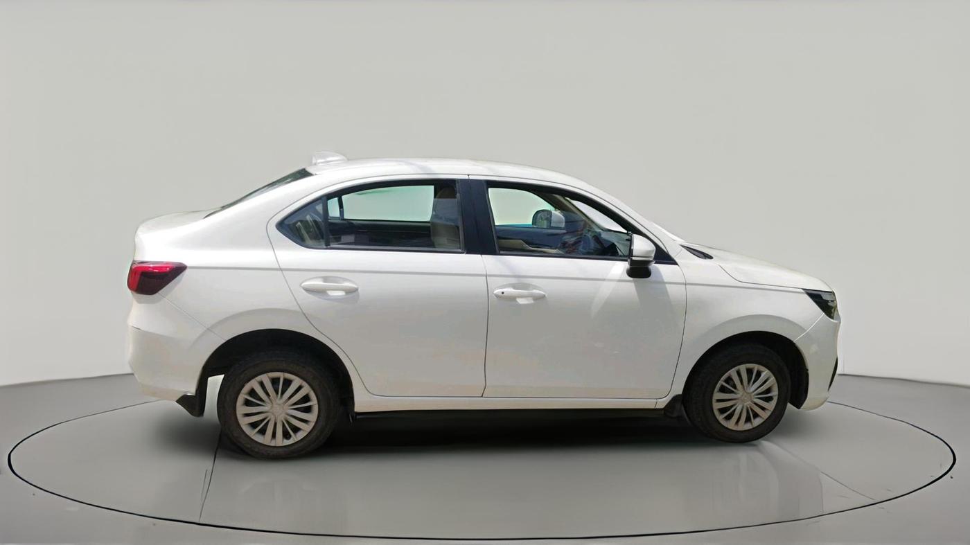 2025 Honda Amaze 1.2L I-VTEC V , Petrol, Manual, 15,932 km, exterior