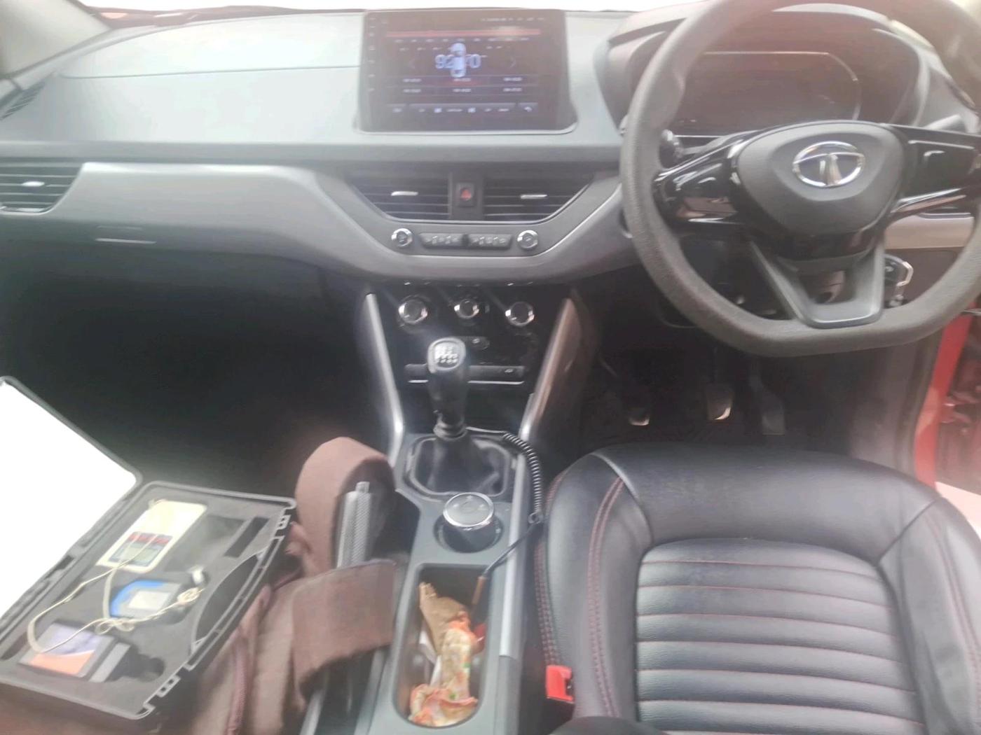 2022 Tata NEXON XM PETROL, Petrol, Manual, 82,555 km, interior