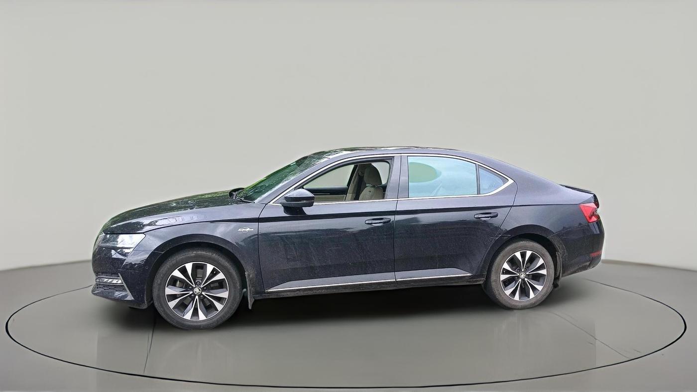 2022 Skoda Superb L&K 2.0 TSI AT, Petrol, Automatic, 65,858 km, exterior