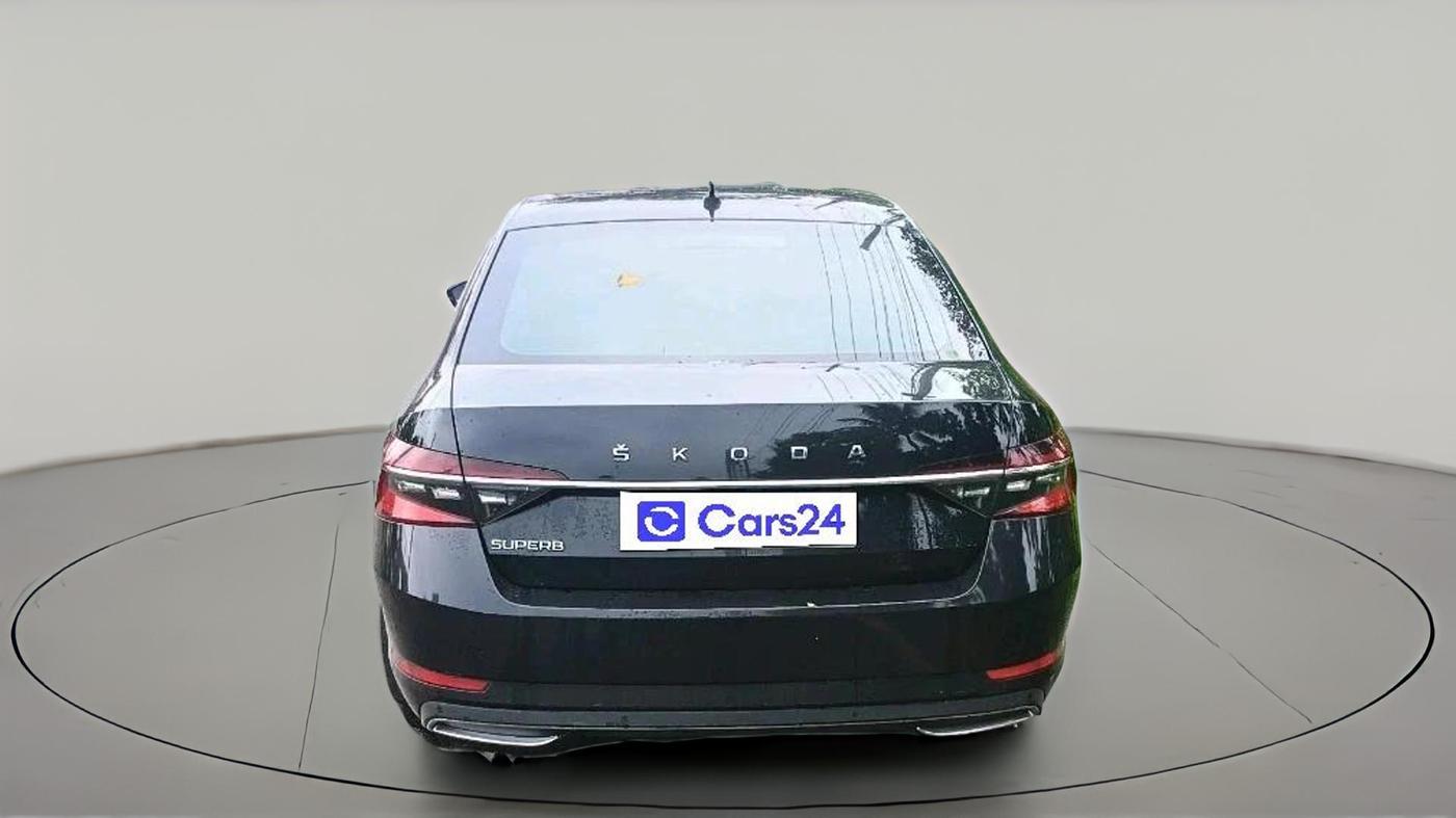 2022 Skoda Superb L&K 2.0 TSI AT, Petrol, Automatic, 65,858 km, exterior