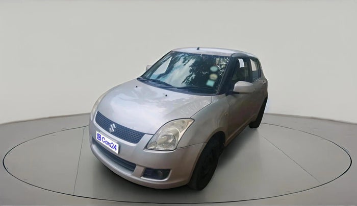 2006 Maruti Swift LXI 1.3, Petrol, Manual, 2,12,905 km, exterior