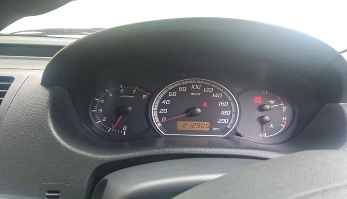 2006 Maruti Swift LXI 1.3, Petrol, Manual, 2,12,905 km, interior