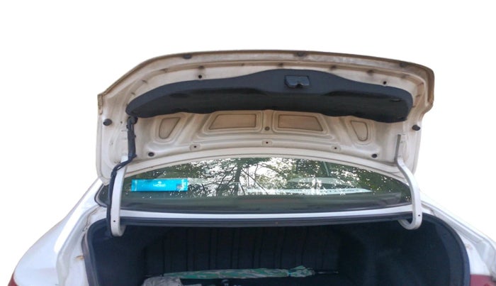 2014 Hyundai Verna FLUIDIC 1.4 CRDI, Diesel, Manual, 1,97,824 km, exterior