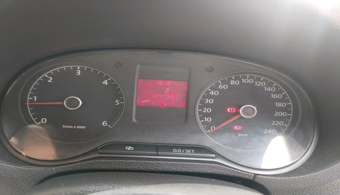 2011 Volkswagen Polo HIGHLINE DIESEL, Diesel, Manual, 1,24,733 km, interior