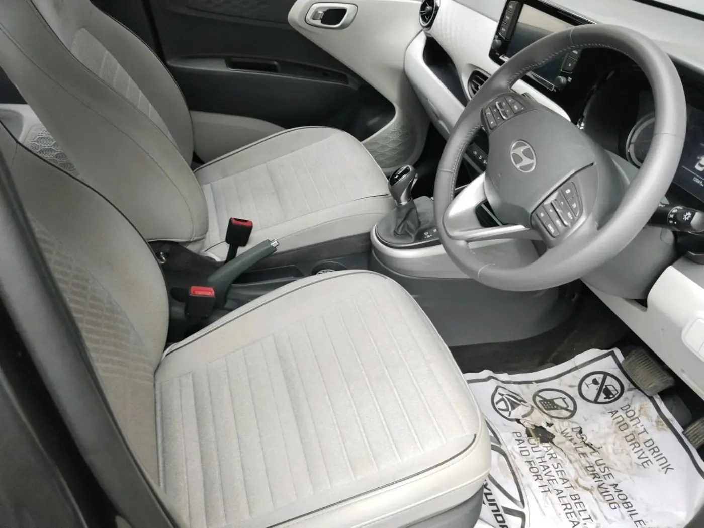 2024 Hyundai GRAND I10 NIOS ASTA AMT 1.2 KAPPA VTVT, Petrol, Automatic, 12,069 km, interior