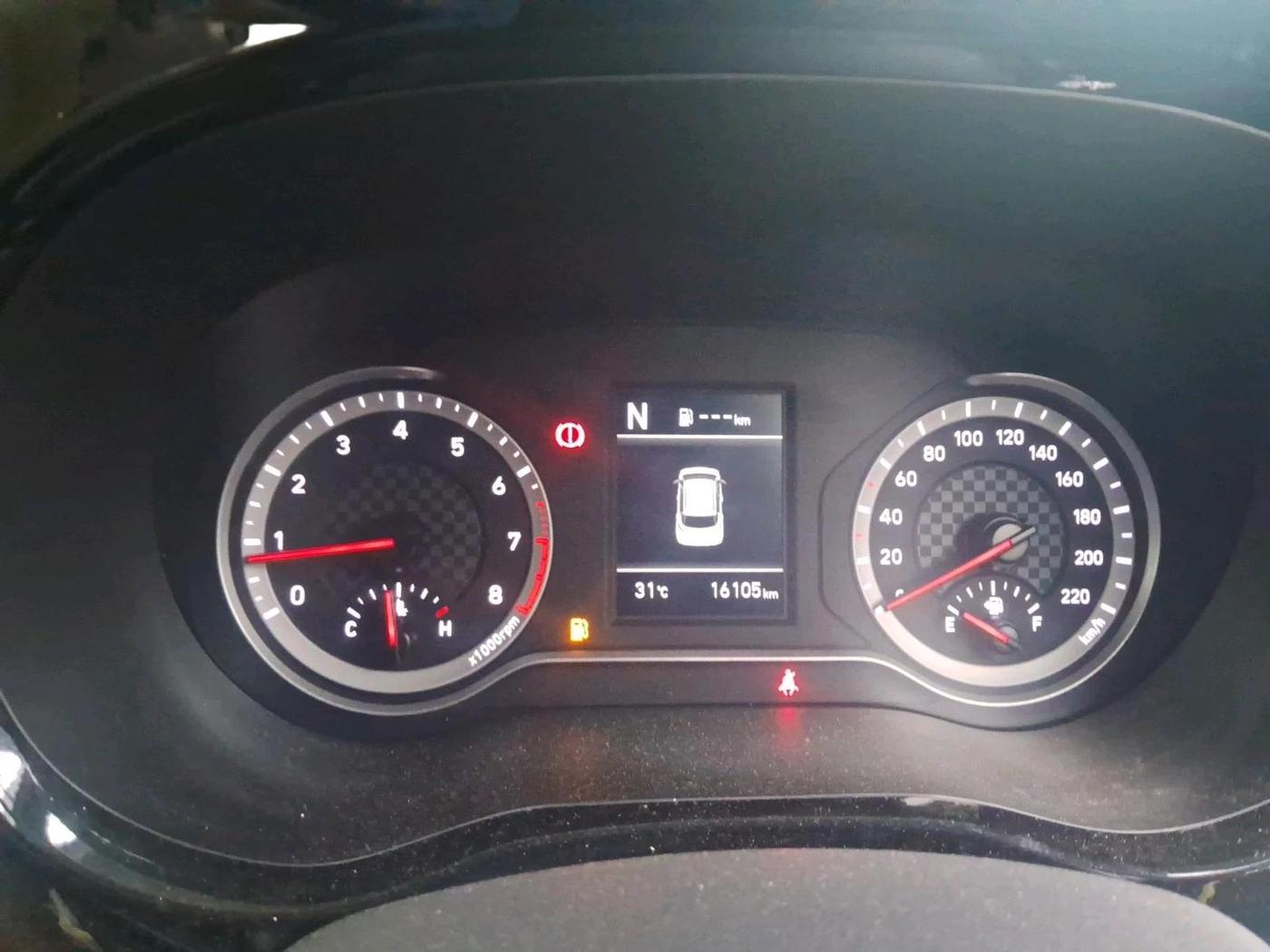 2024 Hyundai GRAND I10 NIOS SPORTZ AMT 1.2 KAPPA VTVT, Petrol, Automatic, 16,105 km, interior
