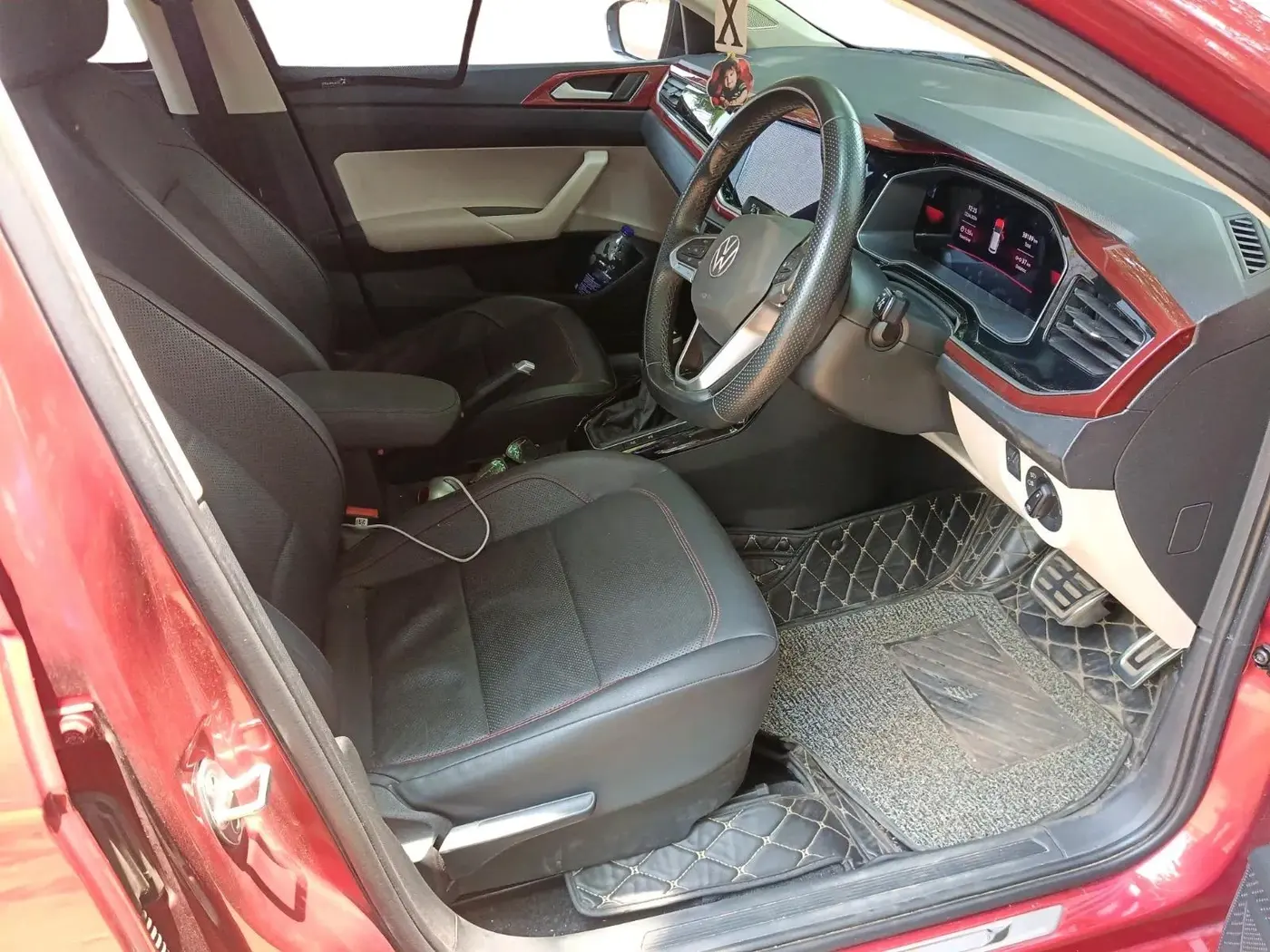 2023 Volkswagen VIRTUS GT PLUS TSI 1.5 EVO DSG, Petrol, Automatic, 39,241 km, interior