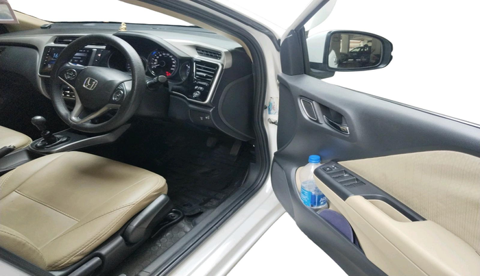 2017 Honda City 1.5L I-VTEC V MT, Petrol, Manual, 1,03,555 km, interior