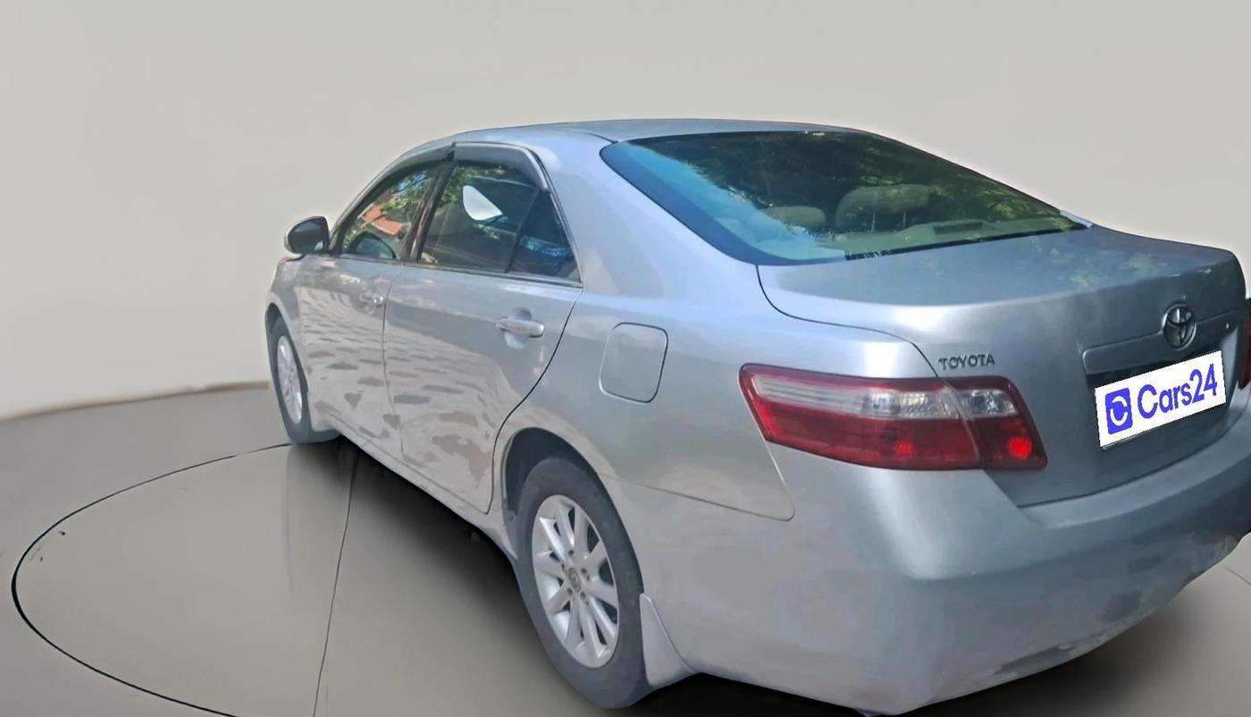 2011 Toyota Camry W2 AT, Petrol, Automatic, 64,362 km, exterior