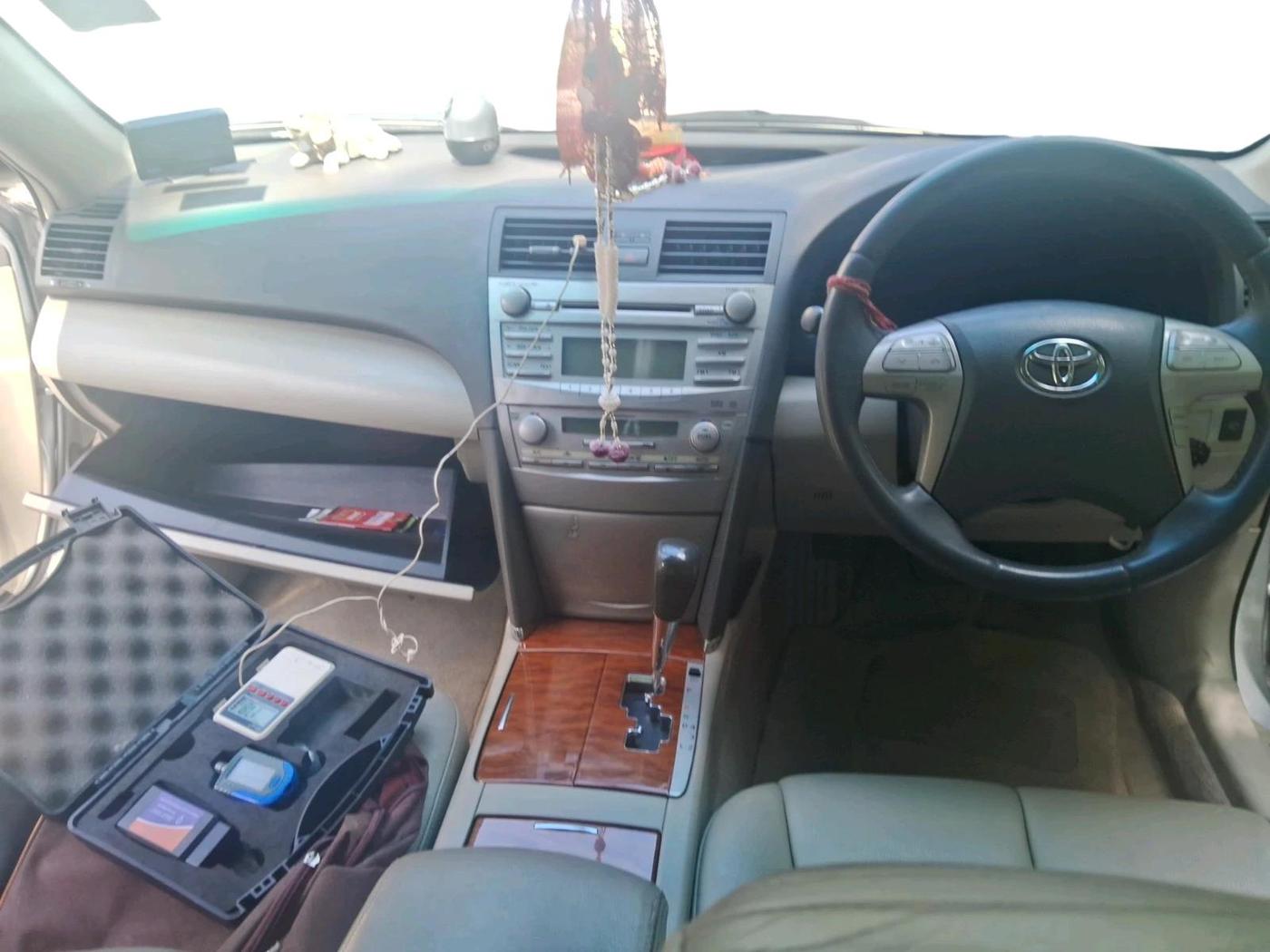 2011 Toyota Camry W2 AT, Petrol, Automatic, 64,362 km, interior