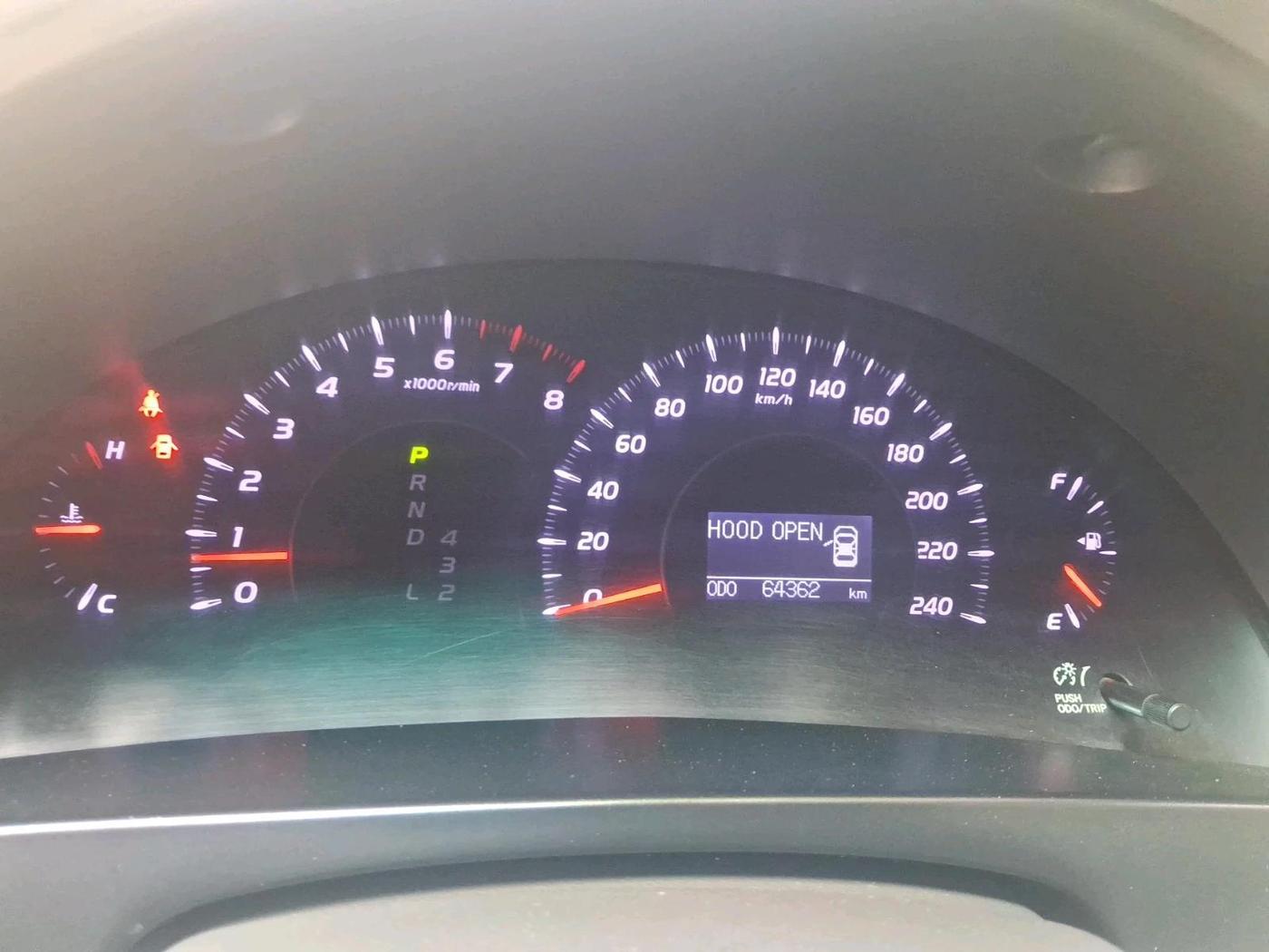 2011 Toyota Camry W2 AT, Petrol, Automatic, 64,362 km, interior