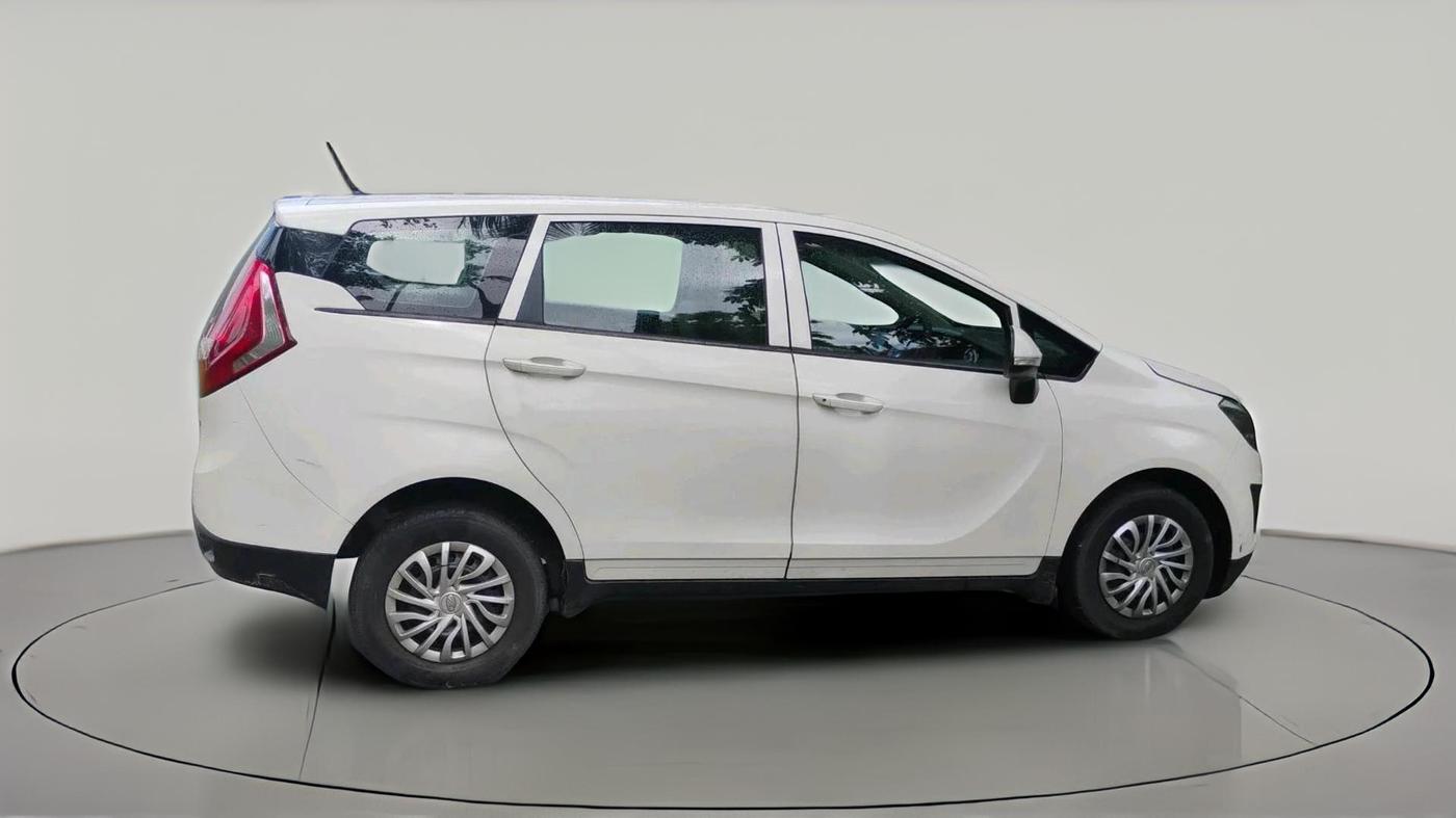 2018 Mahindra MARAZZO M4 8 STR, Diesel, Manual, 1,17,530 km, exterior