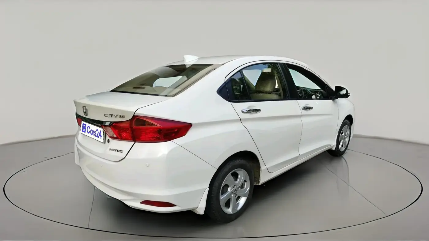 2014 Honda City 1.5L I-DTEC V, Diesel, Manual, 97,957 km, exterior