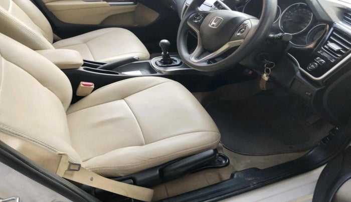 2014 Honda City 1.5L I-DTEC V, Diesel, Manual, 97,957 km, interior