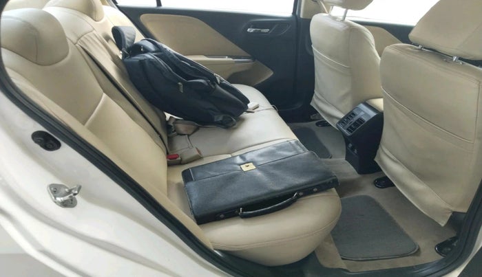 2014 Honda City 1.5L I-DTEC V, Diesel, Manual, 97,957 km, interior