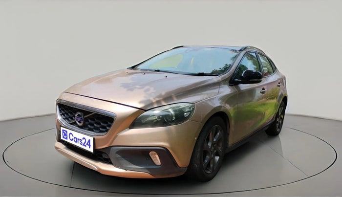 2014 Volvo V40 Cross Country D3, Diesel, Automatic, 98,176 km, exterior