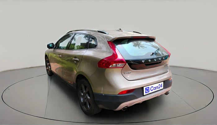 2014 Volvo V40 Cross Country D3, Diesel, Automatic, 98,176 km, exterior