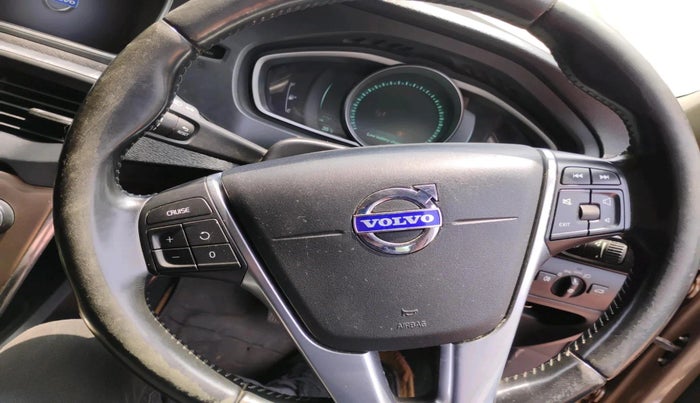 2014 Volvo V40 Cross Country D3, Diesel, Automatic, 98,176 km, interior