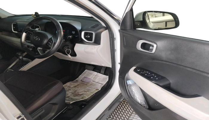 2023 Hyundai VENUE S (O) 1.0 Turbo Petrol DCT, Petrol, Automatic, 34,136 km, interior