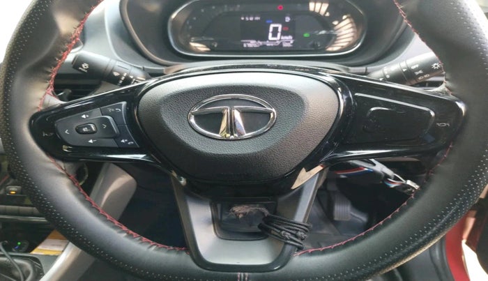 2021 Tata NEXON XM SUNROOF PETROL, Petrol, Manual, 67,920 km, interior