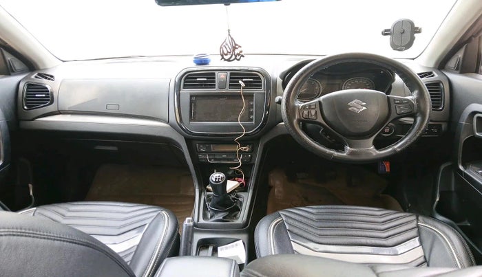 2018 Maruti Vitara Brezza ZDI, Diesel, Manual, 59,379 km, interior