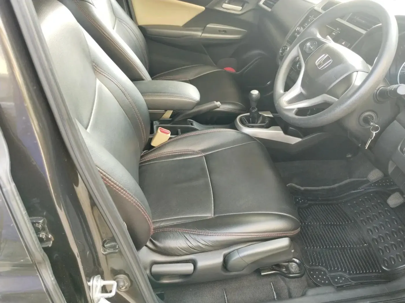 2017 Honda Jazz 1.2L I-VTEC SV, Petrol, Manual, 62,482 km, interior
