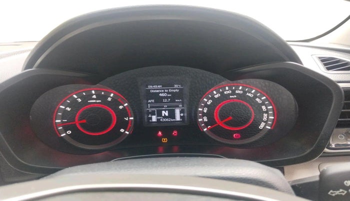 2021 Mahindra XUV300 W8 (O) 1.2 PETROL, Petrol, Manual, 43,062 km, interior