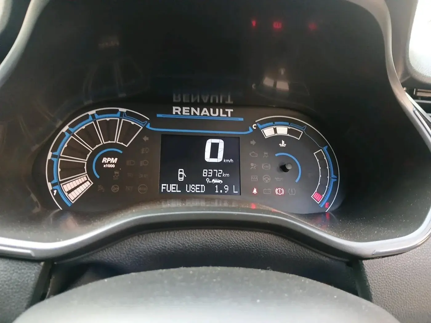 2024 Renault TRIBER RXT, Petrol, Manual, 8,372 km, interior