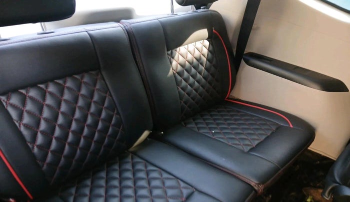 2024 Renault TRIBER RXT, Petrol, Manual, 8,372 km, interior