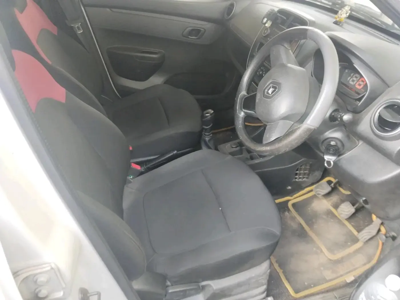 2019 Renault Kwid RXL, Petrol, Manual, 41,125 km, interior