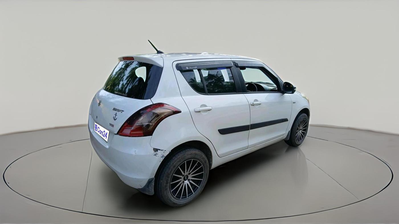 2015 Maruti Swift VXI, Petrol, Manual, 65,305 km, exterior