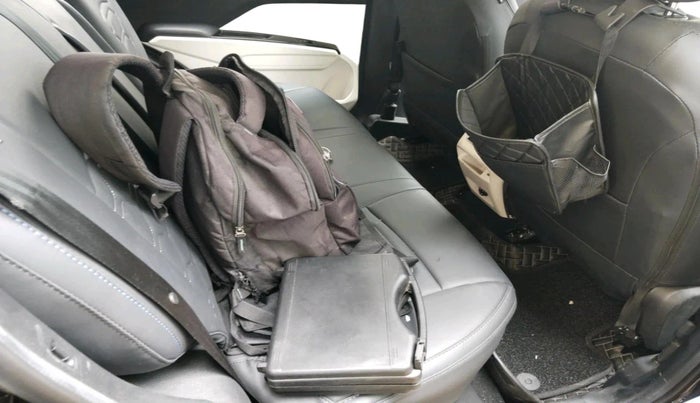 2025 Mahindra XUV 3XO AX5 1.2 L TCMPFI AT, Petrol, Automatic, 5,035 km, interior