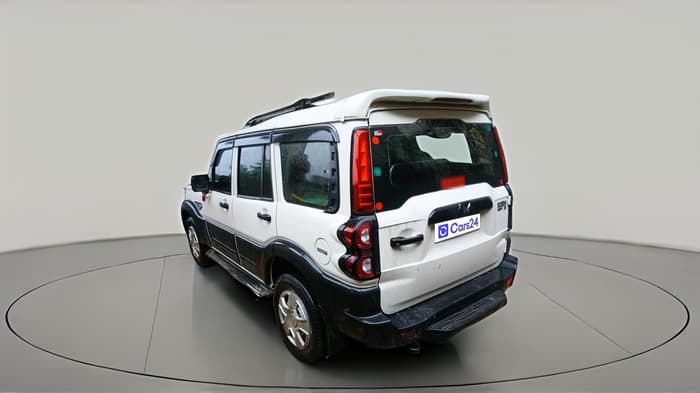 2025 Mahindra SCORPIO CLASSIC S 9STR, Diesel, Manual, 42,569 km, exterior