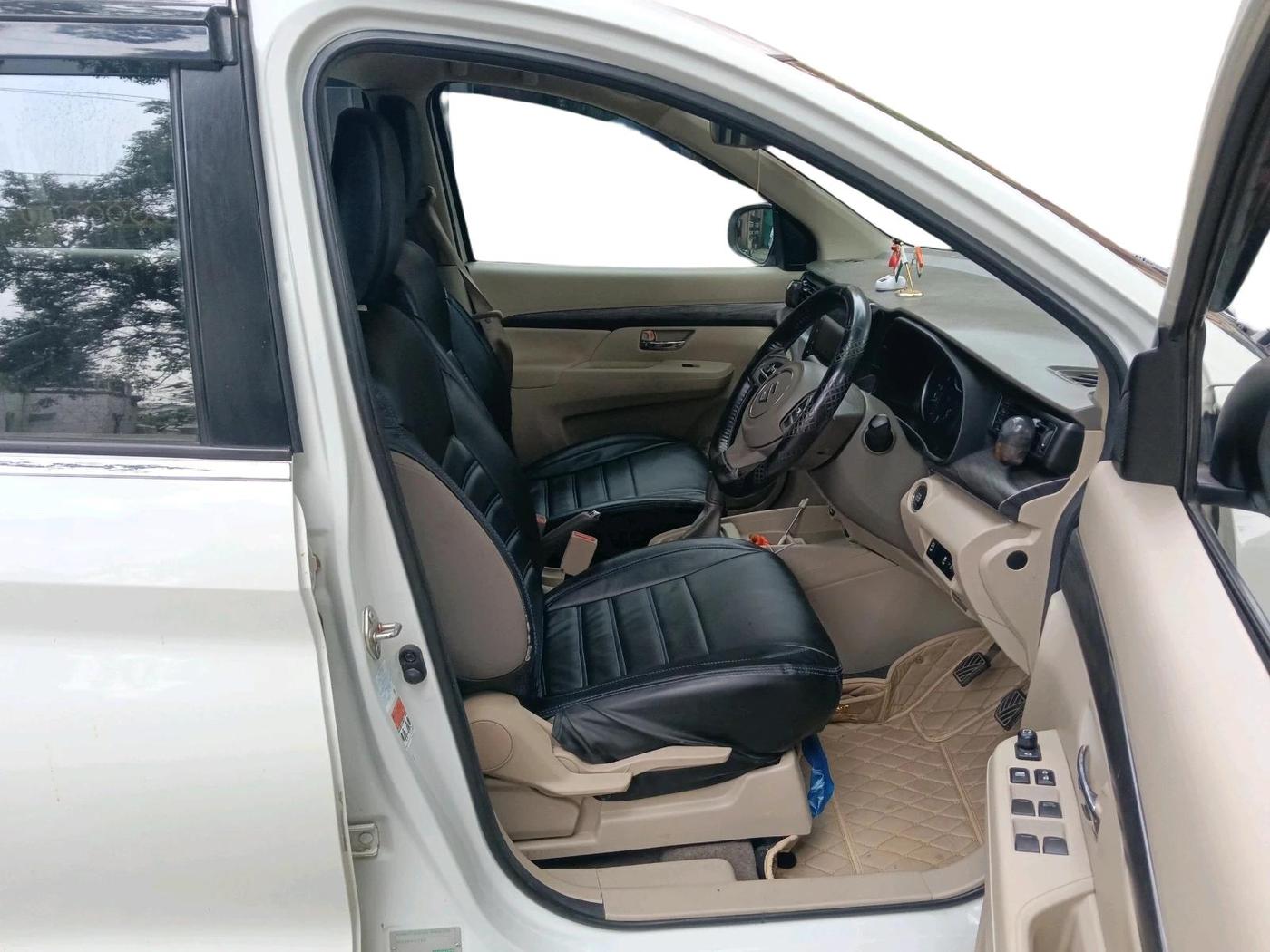 2023 Maruti Ertiga ZXI+ SHVS, Petrol, Manual, 31,866 km, interior