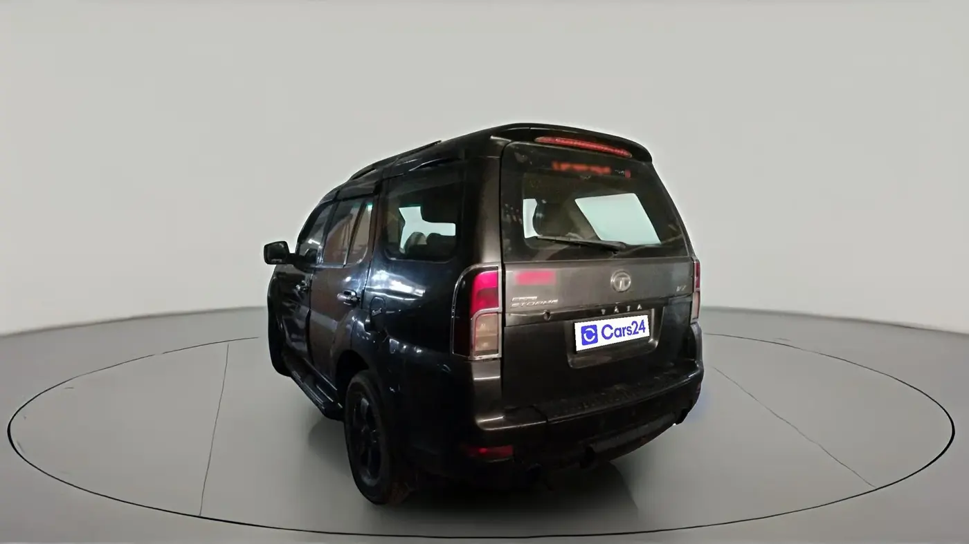 2015 Tata Safari Storme 2.2 VX 4X2, Diesel, Manual, 1,66,349 km, exterior