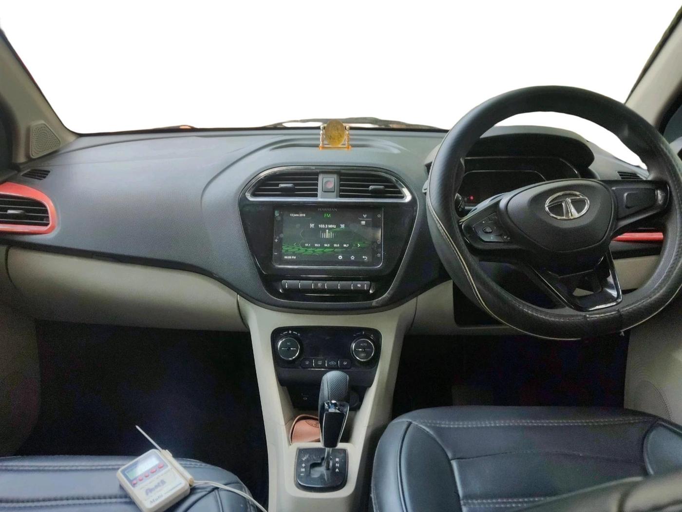 2022 Tata Tiago XZA PLUS PETROL, Petrol, Automatic, 20,606 km, interior