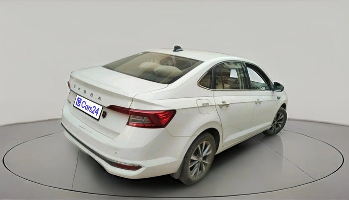 2022 Skoda SLAVIA STYLE 1.0L TSI MT, Petrol, Manual, 34,212 km, exterior