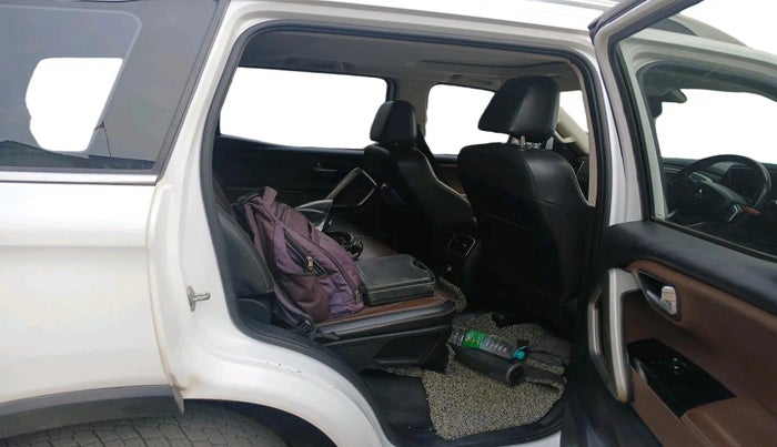 2022 Mahindra SCORPIO-N Z8 L DIESEL AT 2WD 7 STR, Diesel, Automatic, 1,24,185 km, interior