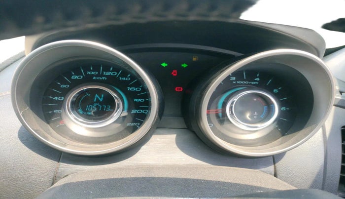 2019 Mahindra XUV500 W11, Diesel, Manual, 1,05,773 km, interior