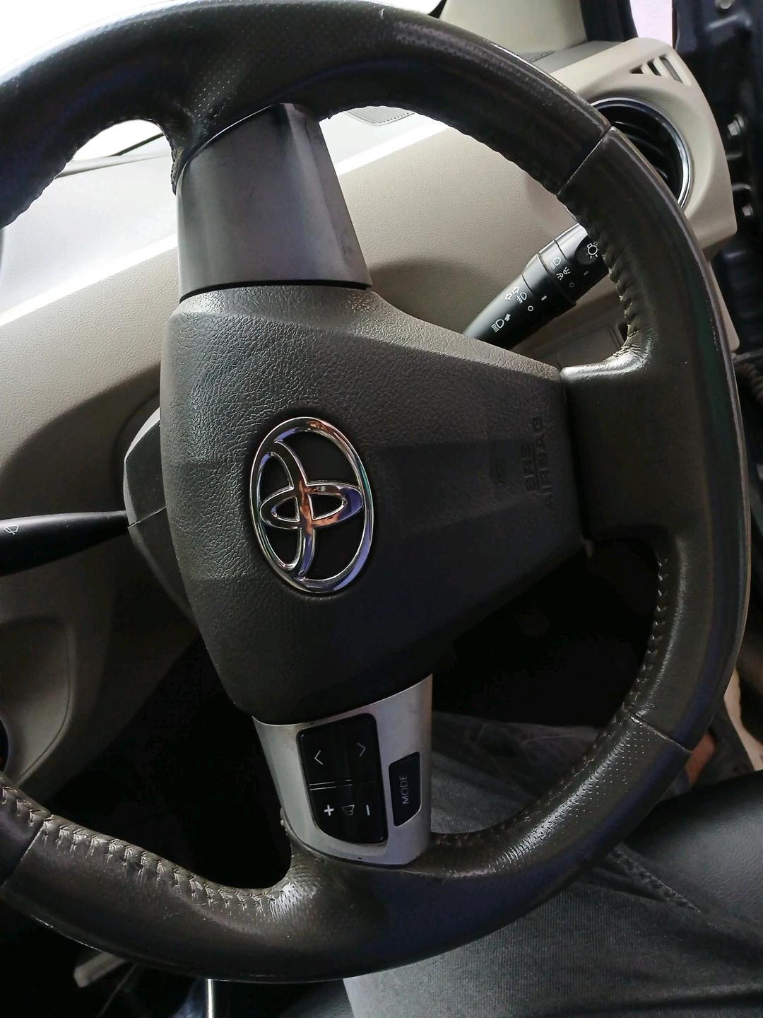 2014 Toyota Etios V, Petrol, Manual, 45,005 km, interior