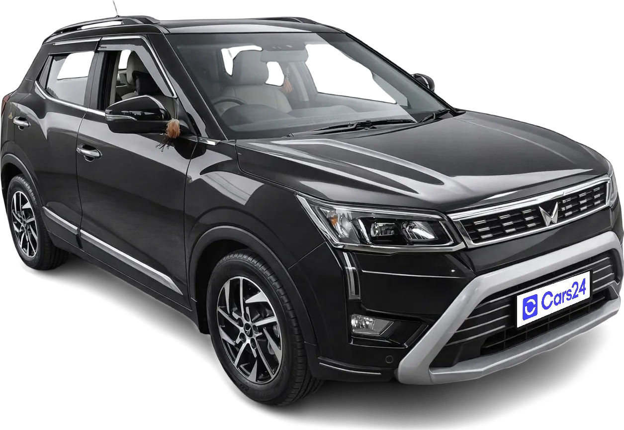 2024 Mahindra XUV300 - SUV - Petrol - Manual - ₹9.10 lakh