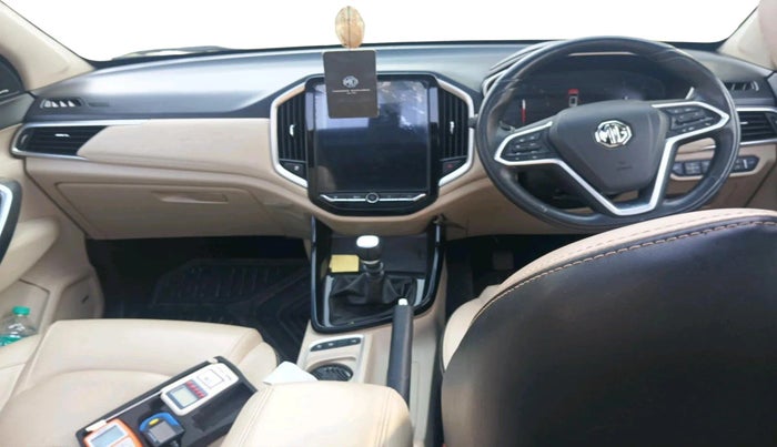 2021 MG HECTOR SHARP HYBRID 1.5 PETROL, Petrol, Manual, 17,209 km, interior