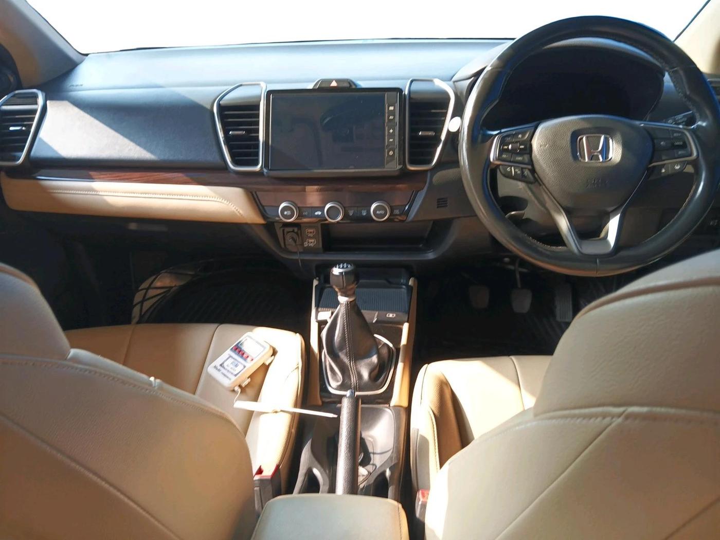 2023 Honda City 1.5L I-VTEC ZX, Petrol, Manual, 15,680 km, interior