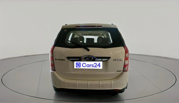 2015 Mahindra XUV500 W10, Diesel, Manual, 1,51,625 km, exterior