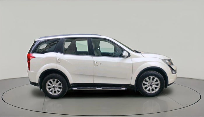 2015 Mahindra XUV500 W10, Diesel, Manual, 1,51,625 km, exterior