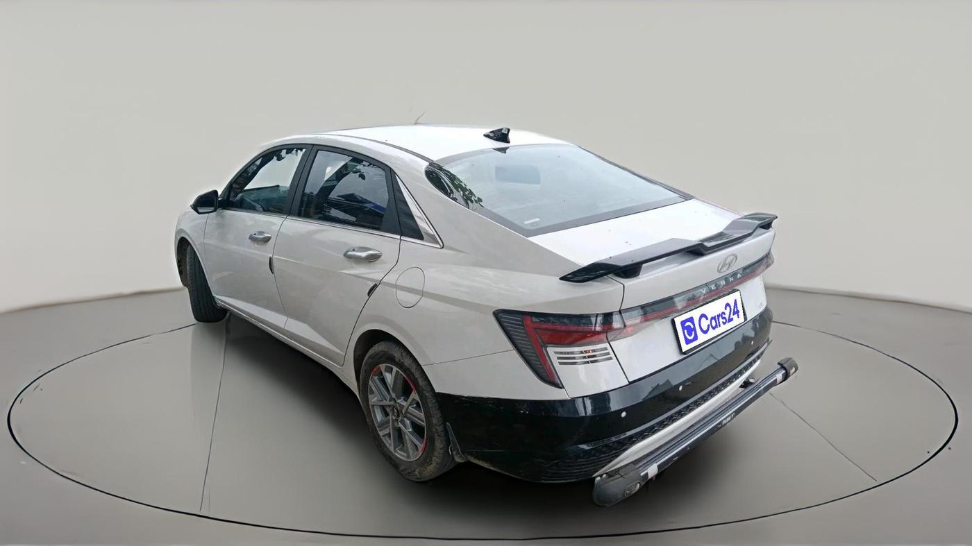 2025 Hyundai Verna SX 1.5 l MPI, Petrol, Manual, 7,111 km, exterior