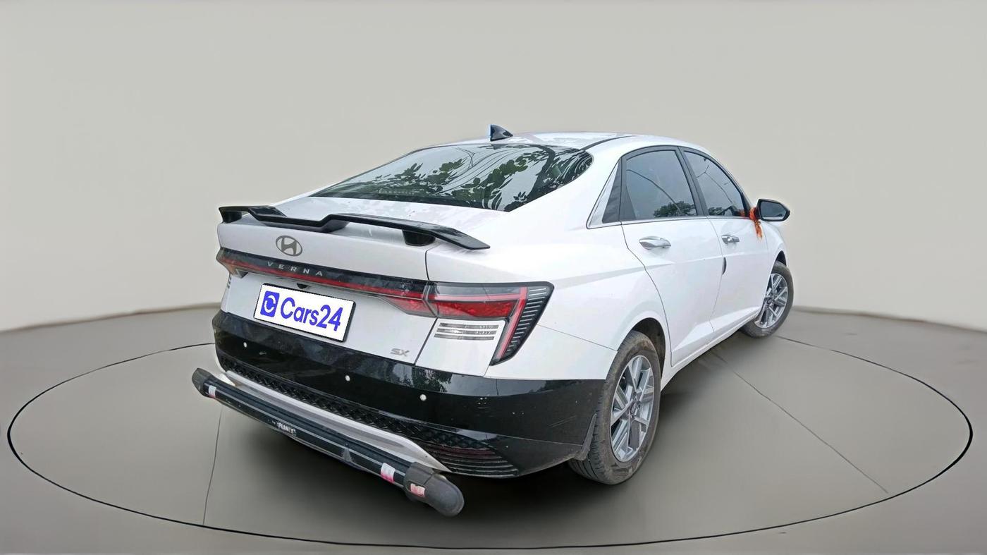 2025 Hyundai Verna SX 1.5 l MPI, Petrol, Manual, 7,111 km, exterior