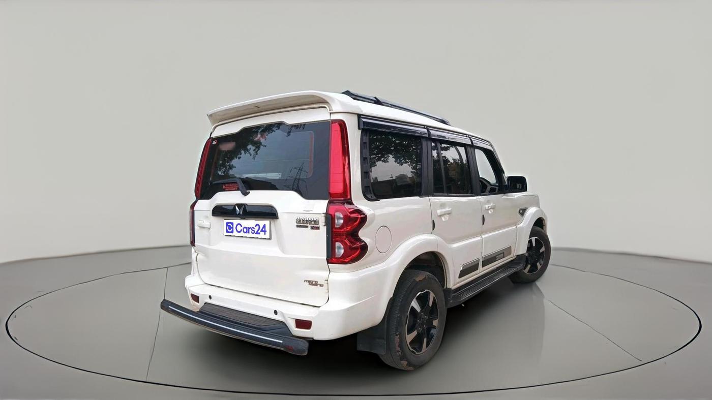 2023 Mahindra SCORPIO CLASSIC S11 7STR, Diesel, Manual, 62,397 km, exterior