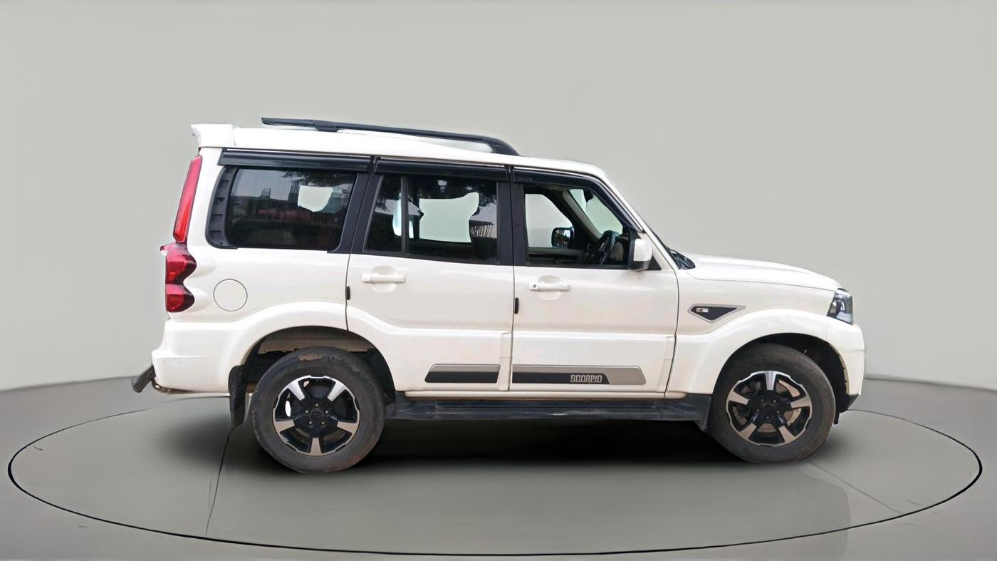 2023 Mahindra SCORPIO CLASSIC S11 7STR, Diesel, Manual, 62,397 km, exterior